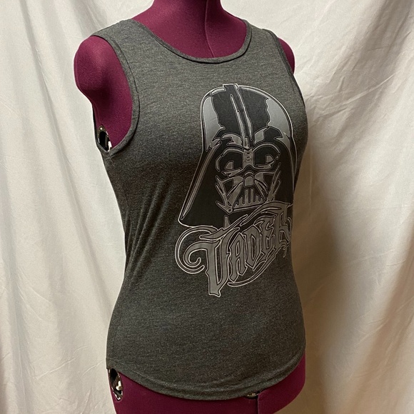 Star Wars Vader tank - Picture 4 of 5